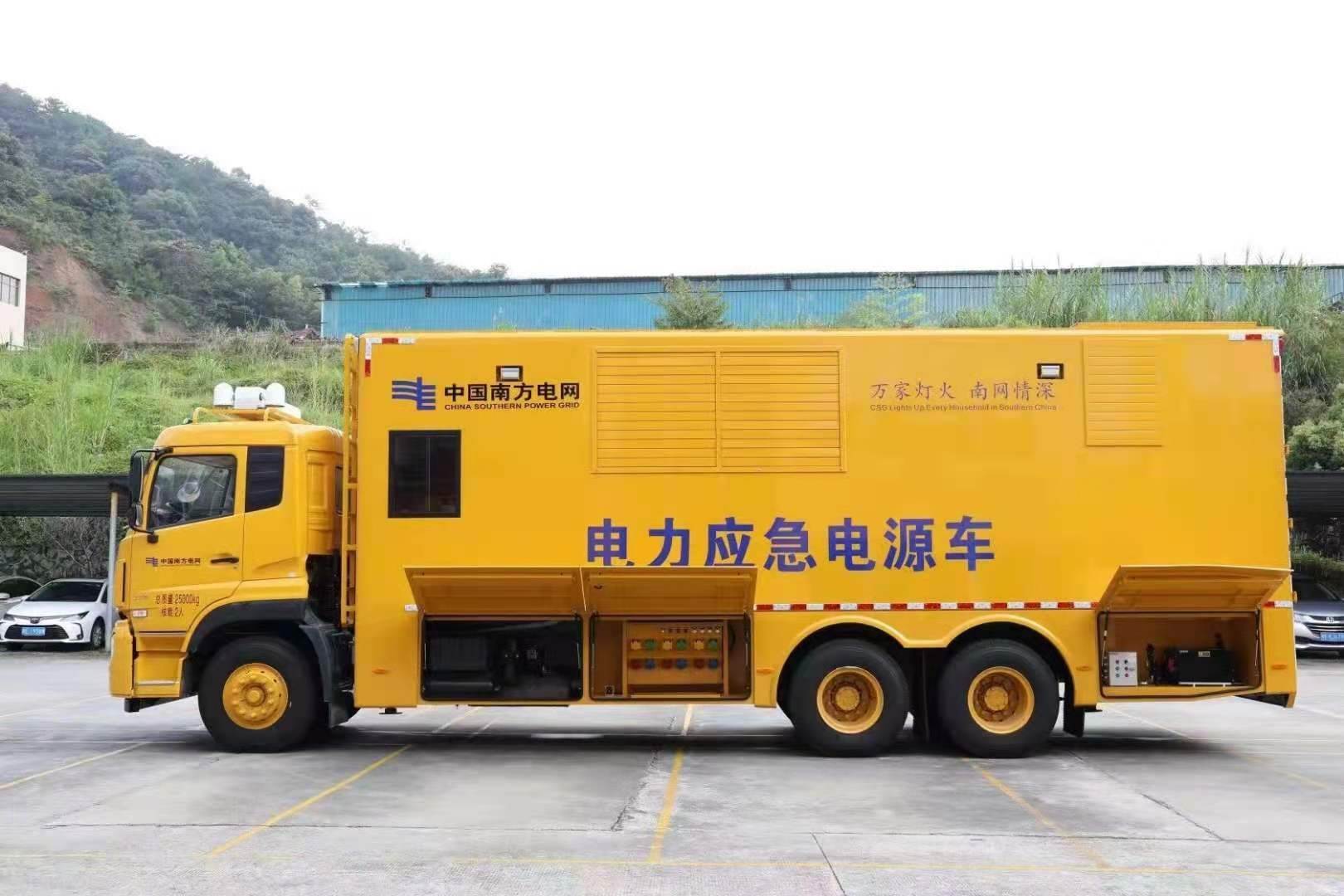 雅江安康大型柴油发电机发电车UPS电源出租租赁